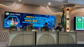 Sekretaris Daerah Kota Pontianak, Amirullah memberikan sambutan ketika membuka Kompetisi Inovasi Kota Pontianak 2025 di Aula Sultan Syarif Abdurrahman, Kantor Wali Kota Pontianak