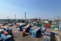 Aktivitas Pelabuhan Kembali normal setelah diterpa angin kencang