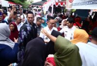 Warga antusias serbu Pasar Murah yang digelar Pemerintah Kota Pontianak beberapa waktu lalu/Kominfo 