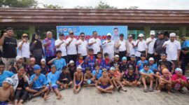 Wali Kota Pontianak Edi Rusdi Kamtono membuka Kejuaraan Renang antar Klub dan Pelajar se-Kota Pontianak/Prokopim 