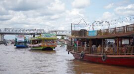 Karnaval Air menjadi tradisi menyambut Hari Jadi Pontianak untuk mengenang asal muasal berdirinya Pontianak/Kominfo/Prokopim 