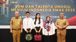 Sekda Prov. Kalbar bersama dengan pendamping KDKMP berfoto bersama