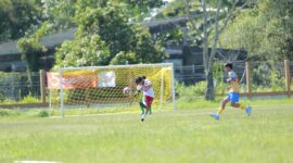 Aksi talenta muda dalam Salingjaga Soccer Championship