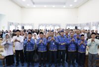 Foto bersama para petugas fardhu kifayah yang mengikuti bimtek