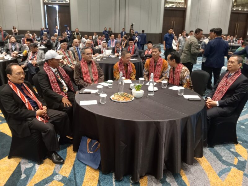 pertemuan Forum Rektor Indonesia dihadiri oleh Gubernur Kalbar yang diselenggarakan di Pontianak