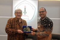 pertemuan antara ISI Yogyakarta dan Untan bertempat di gedung rektorat untan