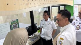 Wali Kota Pontianak Edi Rusdi Kamtono saat meninjau Mal Pelayanan Publik (MPP) beberapa waktu lalu.