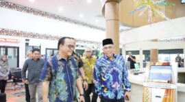 studi tiru pelayanan publik oleh Pemerintah Kota Balikpapan bersama sekda kota pontianak