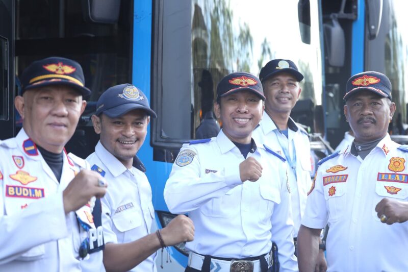 Dinas Perhubungan Kota Pontianak membuka Diklat Gratis bagi Pengemudi Angkutan Umum