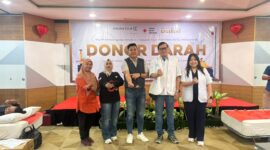 Hari Ulang Tahun ke-11, Golden Tulip Pontianak Hotel menyelenggarakan kegiatan Donor Darah sebagai bentuk kepedulian sosial dan kontribusi nyata terhadap kesehatan masyarakat.