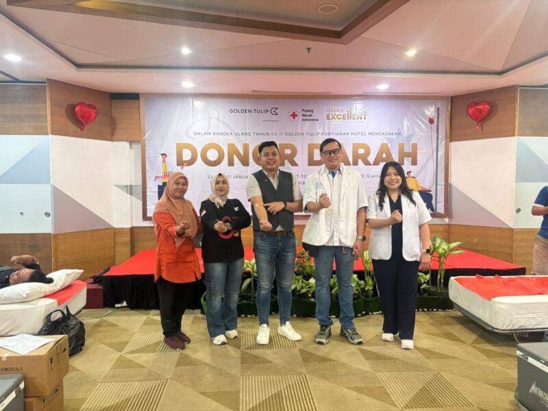 Hari Ulang Tahun ke-11, Golden Tulip Pontianak Hotel menyelenggarakan kegiatan Donor Darah sebagai bentuk kepedulian sosial dan kontribusi nyata terhadap kesehatan masyarakat.