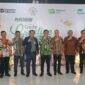 foto bersama rektor untan dan pt. pegadaian dalam louncing The Gade Creative Lounge di gedung upa perpustakaan untan