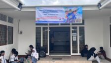 Suasana pemeriksaan tes narkoba bagi mahasiswa baru untan