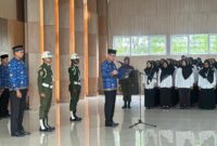 rektor untan memimpin secara langsung apel peringatan hari pendidikan nasional