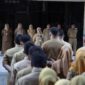 Inspektur Kota Pontianak, Trisnawati memimpin apel sekaligus memberikan pengarahan