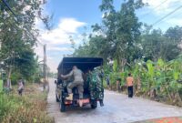 Satpol PP Kota Pontianak menggelar penertiban permainan layangan.
